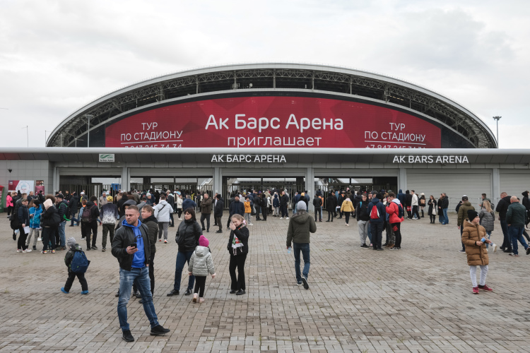 «Рубин» будет проводить домашние матчи на 45-тысячном стадионе. Сайманов уверен, что выступление на главном стадионе республики — вопрос престижа города и региона