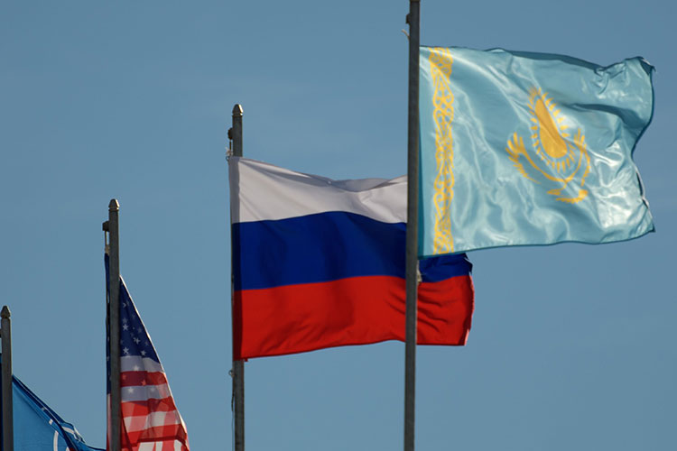 Казахстан присоединился к санкциям против России