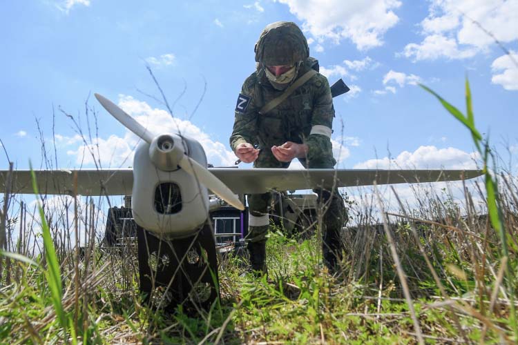 Для обеспечения безопасности Курской области минобороны РФ направило дополнительные войска на границу с Украиной