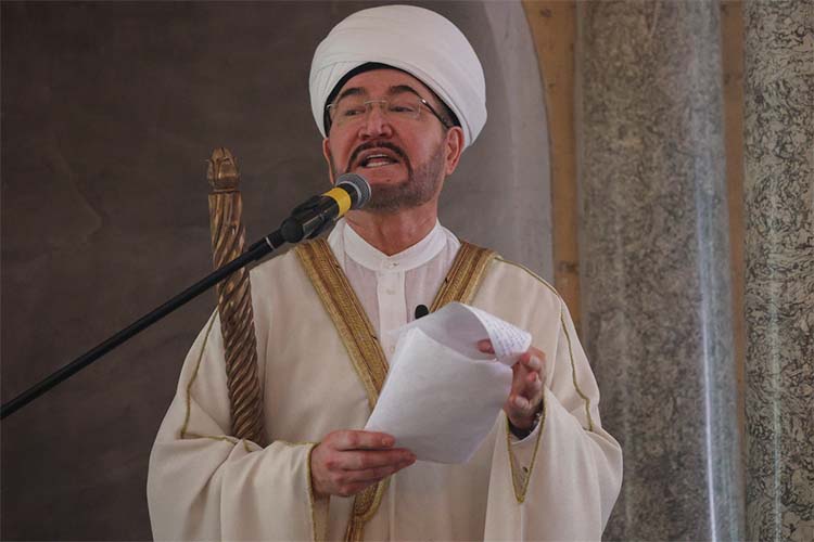 Равиль Гайнутдин во время проповеди объявил о старте реставрации мечети