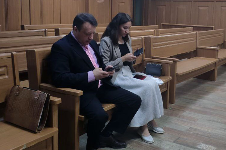 В Верховном суде интересы УК, возглавляемой Хайруллиным, представляли адвокат Дмитрий Хомич и юрист Анастасия Ахметвалиева