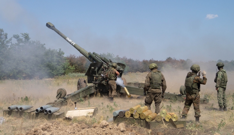 Армия РФ продолжает артиллерийскими обстрелами подавлять оборону на линии Славянск — Краматорск — Константиновка