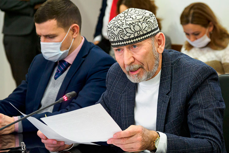 «Съезд покажет, на что татары способны»: Дамир Исхаков о трех задачах всемирного конгресса татар