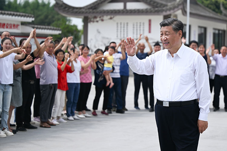 «То, что Си Цзиньпин потерял лицо, — это вообще не так! Китайцы гораздо опытнее, обладают гораздо большим историческим потенциалом, чтобы понимать, что ведется большая игра»