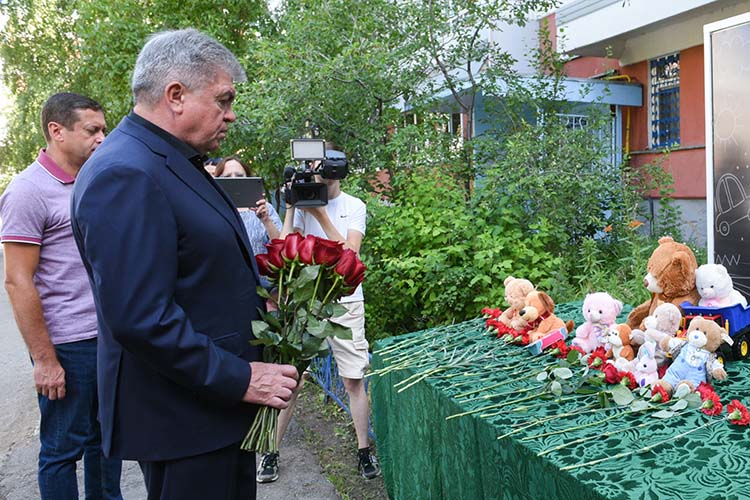 «Я лично виноват»: Магдеев рассказал, как в 1990-е едва не потерял детей из-за пожара