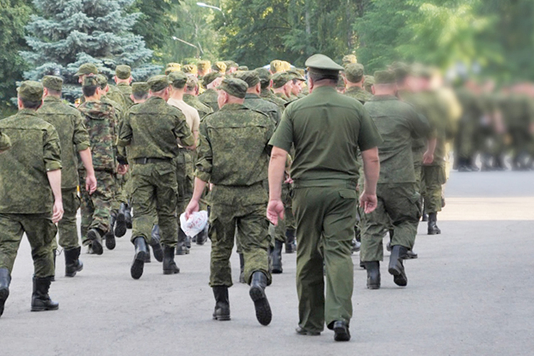 Сформированный в кратчайшие сроки и исключительно из татарстанских бойцов батальон «Алга» сейчас продолжает проходить боевую подготовку на одном из полигонов Оренбургской области
