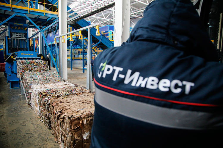 Ответственность за работу с бытовым мусором в западной части РТ до 2028 года возложили на УК «ПЖКХ» — это дочерняя компания федерального холдинга «РТ-Инвест», входящая в госкорпорацию «Ростех»