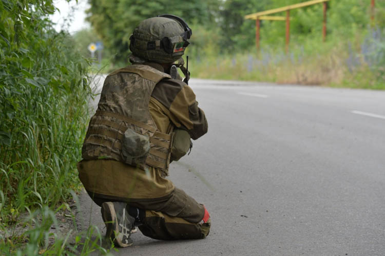 Народная милиция ЛНР сообщила, что за минувшие сутки были уничтожены три украинских танка и один бронетранспортер