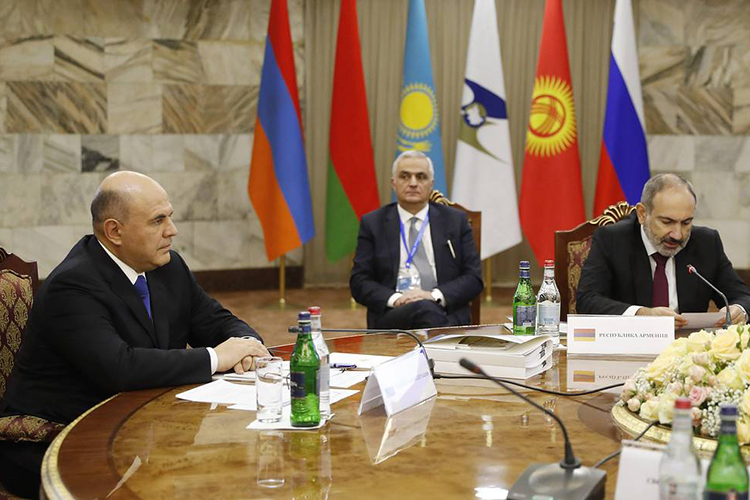 «Ужас для Армении в том, что Россия молчит, а разговоры Запада бессмысленны и не имеют практических последствий»
