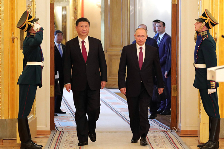 Заявления Путина и Си Цзиньпина, по сути, говорят о том, что сложившийся мир уродлив и избыточно хаотичен. И глава КНР говорит, что вместе они продемонстрируют миру путь упорядоченного и устойчивого развития