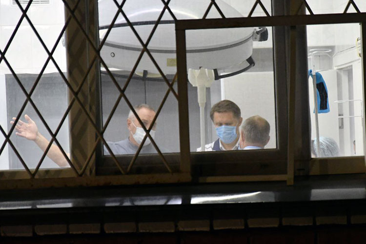 Министр здравоохранения России Михаил Мурашко прилетел, чтобы осмотреть каждого выжившего пациента