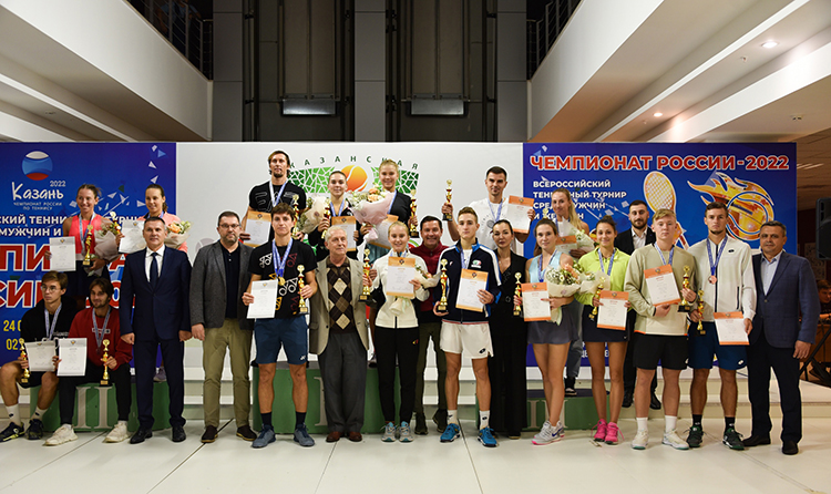 Победители и призеры чемпионата Росси по теннису в Казани