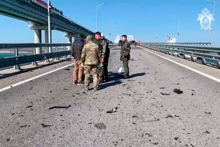 В ФСБ России сегодня сообщили о раскрытии обстоятельств субботнего теракта на Крымском мосту