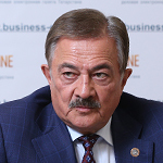 Камиль Исхаков — помощник президент РТ, экс-мэр Казани (1989 — 2005)
