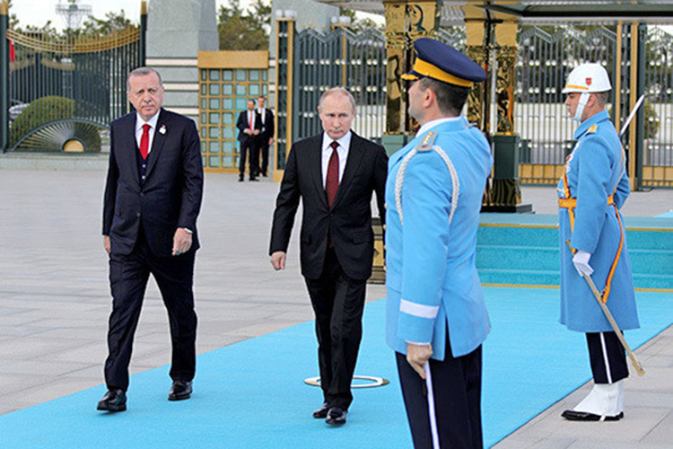 Реджеп Эрдоган с Владимиром Путиным договорились в короткие сроки вместе с Россией делать международный газовый хаб на территории Турции поближе к Европе