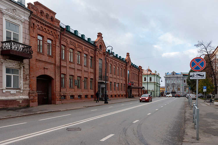 Минпромторг РТ Олега Коробченко занимает три исторических здания на Островского