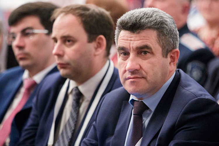 Министр образования и науки РТ Ильсур Хадиуллин планирует наполнить кубышку министерства 25,4 млрд рублей