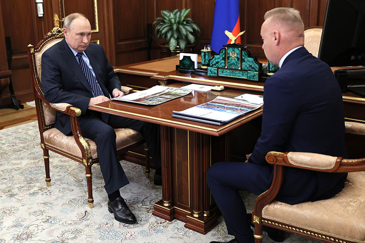 Владимир Путин провел встречу с председателем комиссии РСПП по производству и рынку минеральных удобрений Дмитрием Мазепиным