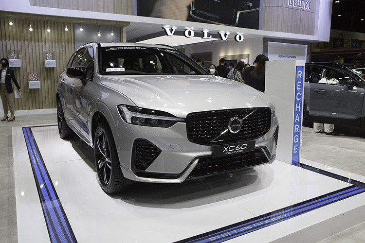 Volvo, имеющая наивысший из возможных рейтингов безопасности, стала седьмой в Татарстане в люкс-сегменте с показателем всего 53 проданных машин