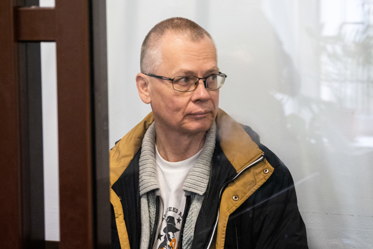 Герман Дьяконов продолжает оставаться в СИЗО-1, где отбывает наказание на облегченных условиях
