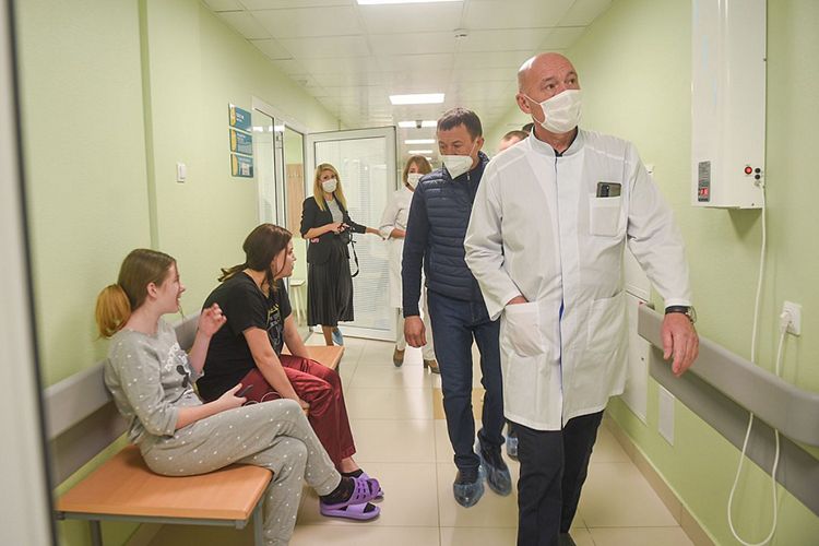 Изменения произошли в системе здравоохранения — построено приемно-диагностическое отделение почти на 1,5 млрд рублей и реконструирована детская больница