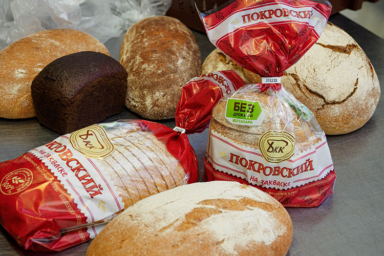«Методом проб и ошибок, кучи дегустаций, появился бездрожжевой на закваске, вкусный и полезный хлеб Покровский!»
