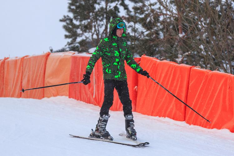 Как научиться ездить на лыжах. Советы и техника безопасности