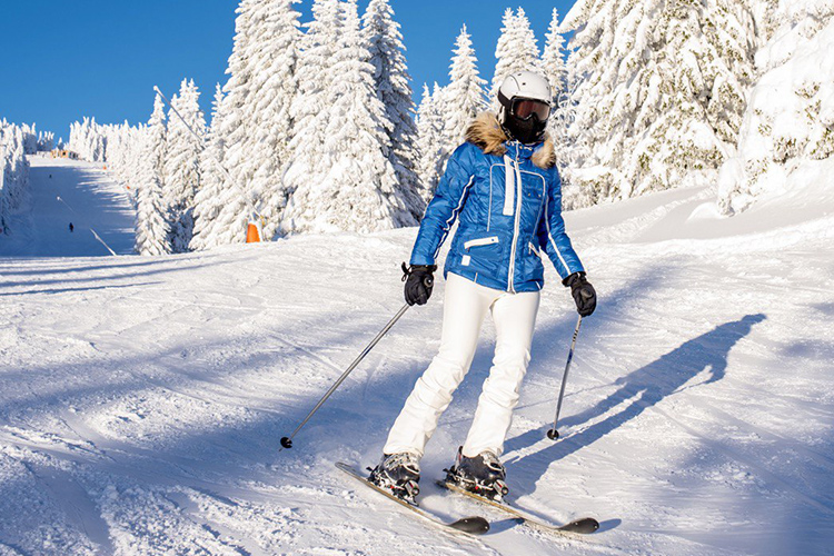 Ваш гид по горным лыжам: какие подобрать, где кататься и нужен ли тренер