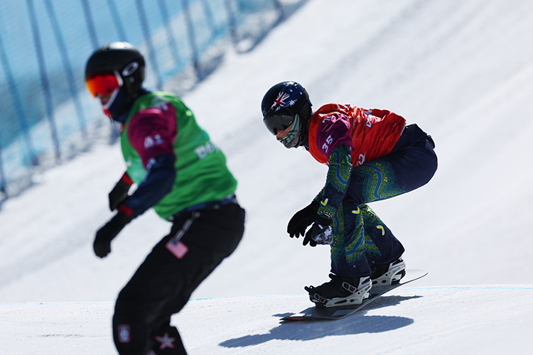 Сноуборд — очень молодой вид спорта: появился он лишь в 70-х, а в олимпийскую программу вошёл в 1998 году. Несмотря на это, он уже стал популярной зимней забавой