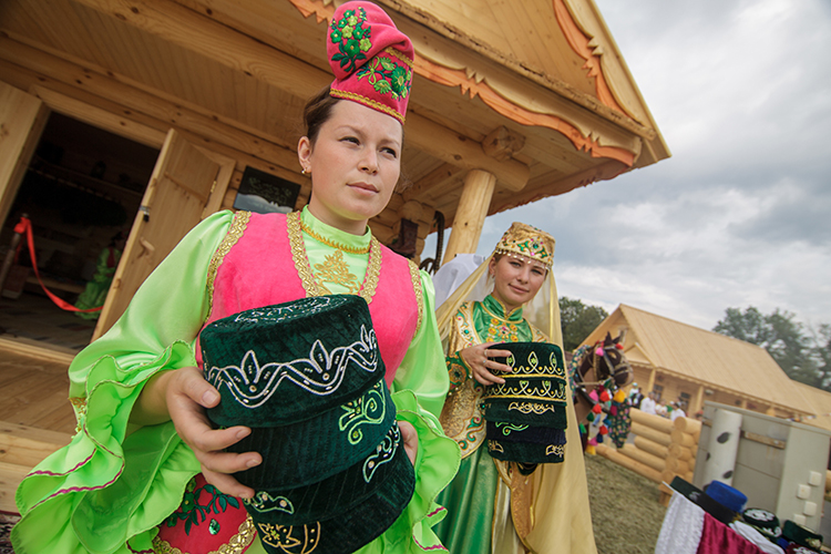 Непосредственно в Татарстане татар прибавилось на 3,9 процента — в 2010 году их было 2 012 571, в 2021 году стало 2 091 175