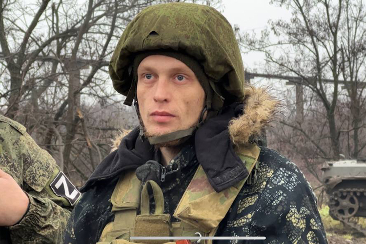Донбасс: «Пришел добровольно, моя задача — работать с установкой, бить врага»
