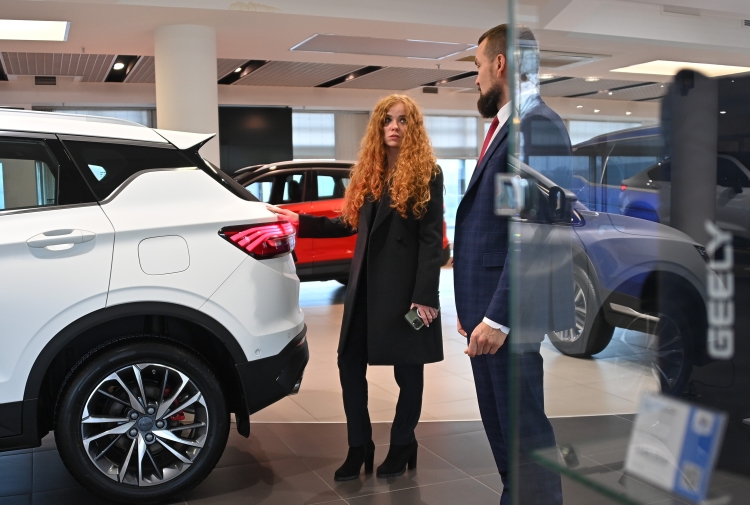 По итогам 2022 года число продаж новых авто в Татарстане снизился по сравнению с 2021 годом на 57%, при этом массовый сегмент потерял 56%, а премиальный — 75%
