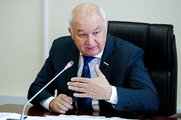 Депутат от Татарстана Ильдар Гильмутдинов заявил, что время для переписи было выбрано неудачное — пандемия, когда люди неохотно открывали двери переписчикам