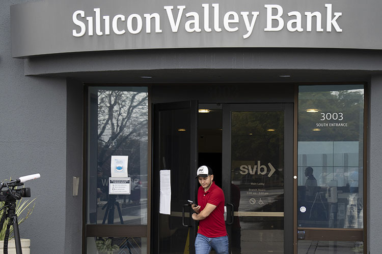 В США всего более 4700 банков, но Silicon Valley Bank был не заштатной региональной мелочью