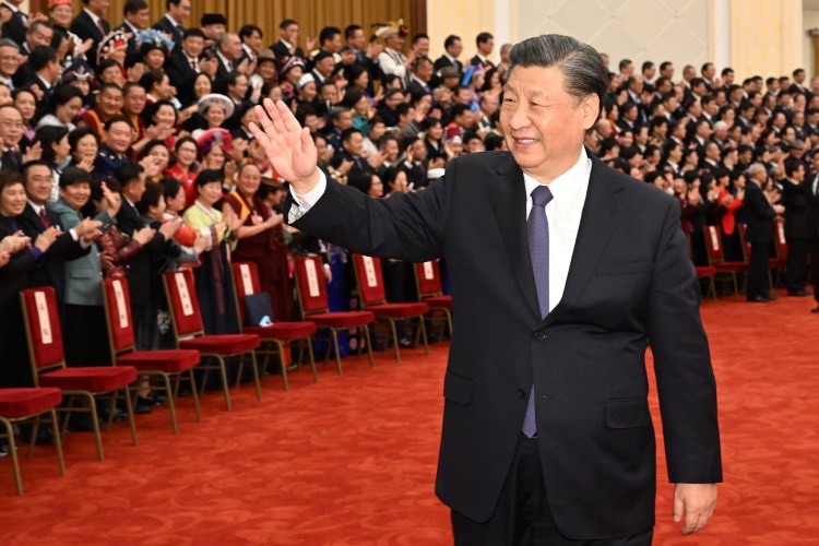 Hа ХХ съезде КПК Си Цзиньпин был переизбран на третий срок практически единогласно. Такая же всеобщая поддержка ожидала его и на первой сессии Всекитайского собрания народных представителей