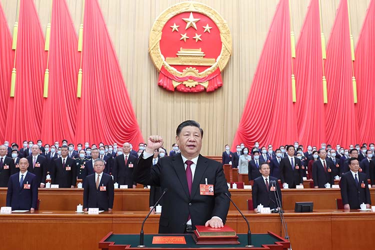 Нынешняя поездка — первый зарубежный визит Си после беспрецедентного переизбрания на пост председателя КНР на третий срок