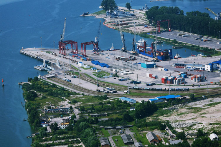 «Есть специальное соглашение, касающееся порта Усть-Луга в Ленинградской области, где будет заканчиваться одна из веток «Великого Шелкового пути»»