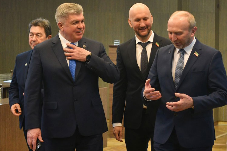 «Это решение проблемы привлечения специалистов на КАМАЗ? Конечно»: Магдеев нашел спасительную таблетку