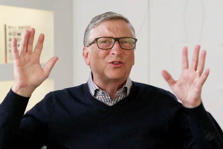 Билл Гейтс написал развернутый блог «Эра искусственного интеллекта началась», в котором сравнивает ИИ по революционности с появлением интернета и мобильных телефонов.
