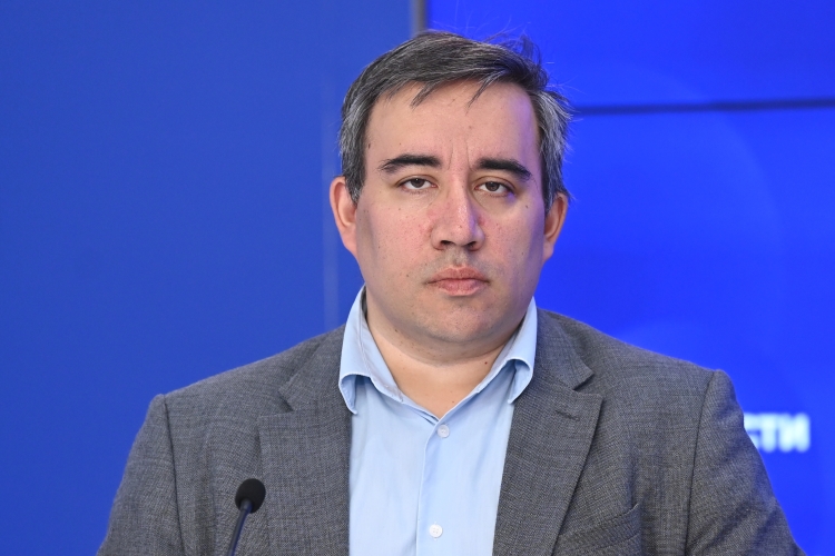 Александр Дюков: «Для меня не составляет никакого сомнения, что-то, что мы видим на Украине, — это именно фашистское общество»