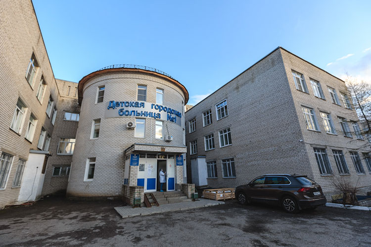 По данным источников нашего издания, в новое здание переедет часть персонала из ГАУЗ «Городская детская больница № 1» Казани