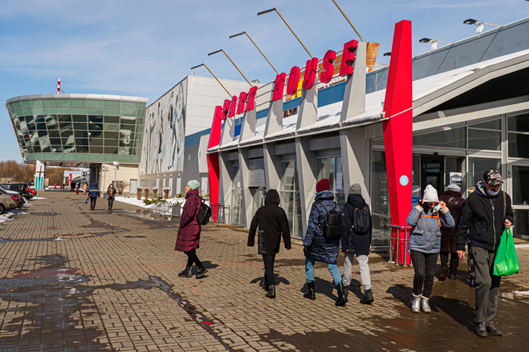 У казанского торгового центра «Парк Хаус» официально новый владелец: европейский инвестфонд AERE продал сеть ТЦ «Парк Хаус» компании АО «Рамо-М»