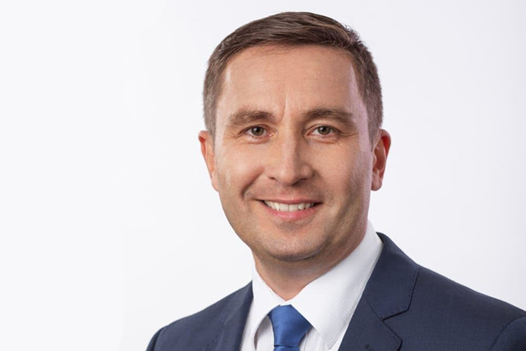 Нижнекамскнефтехимвозглавит 47-летний Марат Фаляхов. В феврале 2022 года он был назначен заместителем гендиректора по производству
