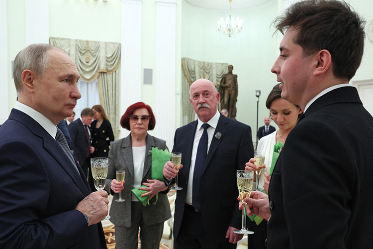 Айдар Заббаров смог рассказать лично Владимиру Путину о важности развития национальной культуры в российских регионах