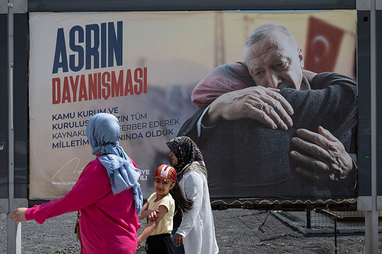 Всего за три недели до президентских выборов в Турции в ряде мировых СМИ появилась информация о резком ухудшении здоровья лидера страны Реджепа Тайипа Эрдогана