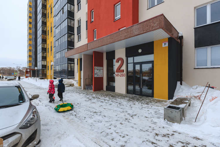 На 32 дома в ЖК «Светлая долина» приходится всего 55 квартир, предложенных в аренду. Однокомнатные квартиры начинаются от 16 тыс. рублей в месяц