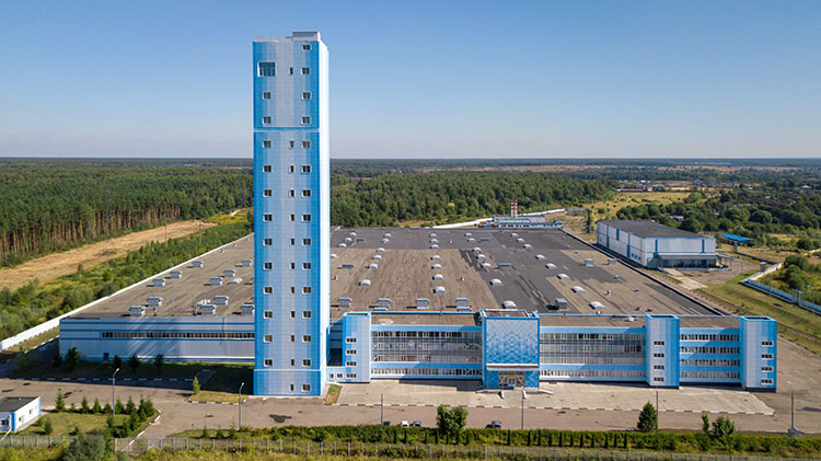 В конце прошлого года в подмосковном Серпухове возобновил работу лифтостроительный завод