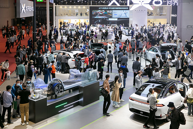 Недавно в Китае прошла 20-я Шанхайская международная выставка автомобильной индустрии (Auto Shanghai 2023), на которой свои автомобили представили около тысячи компаний из 20 стран мира