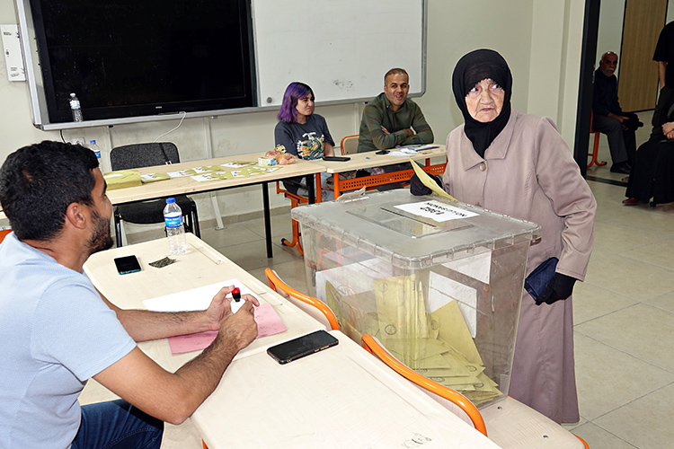 «В Турции такая традиция — когда вы видите результаты и понимаете, что выборы были довольны открытыми, без нарушений и фальсификаций, то тут не с чем спорить»