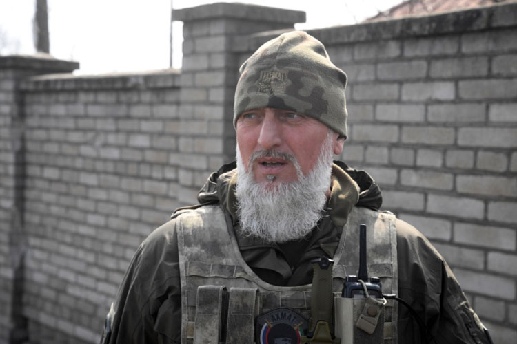 Депутат Госдумы от Чечни Адам Делимханов назвал Пригожина «блогером» и посоветовал ему перестать «орать» о проблемах